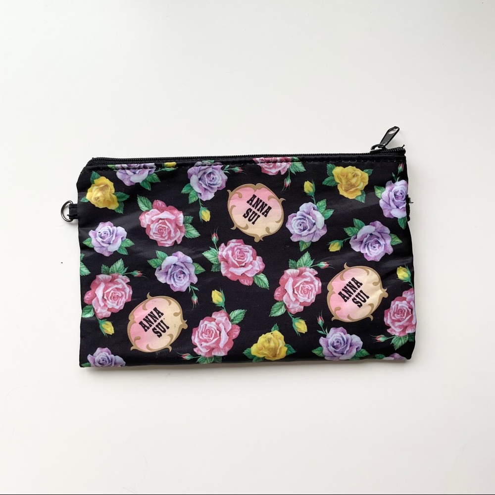 💜Anna Sui Pouch